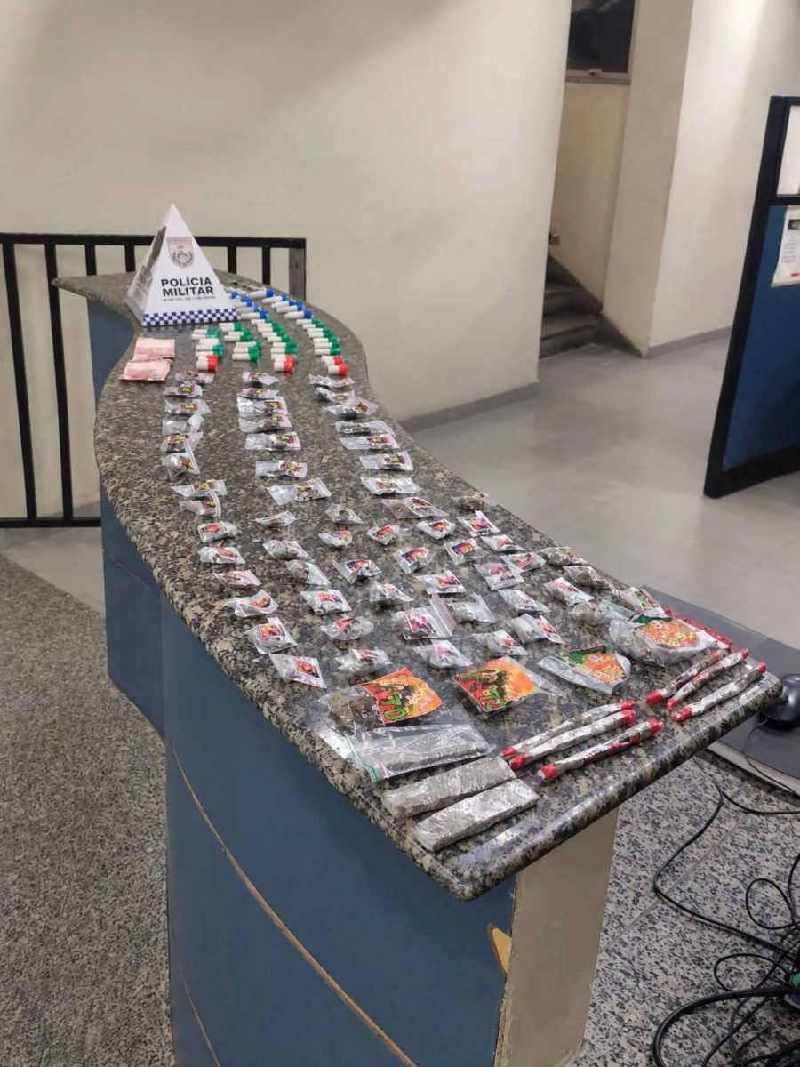 Jovem é preso com drogas em Angra dos Reis