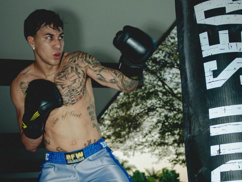 Kaio Jorge treina boxe e agita web antes de clássico mineiro