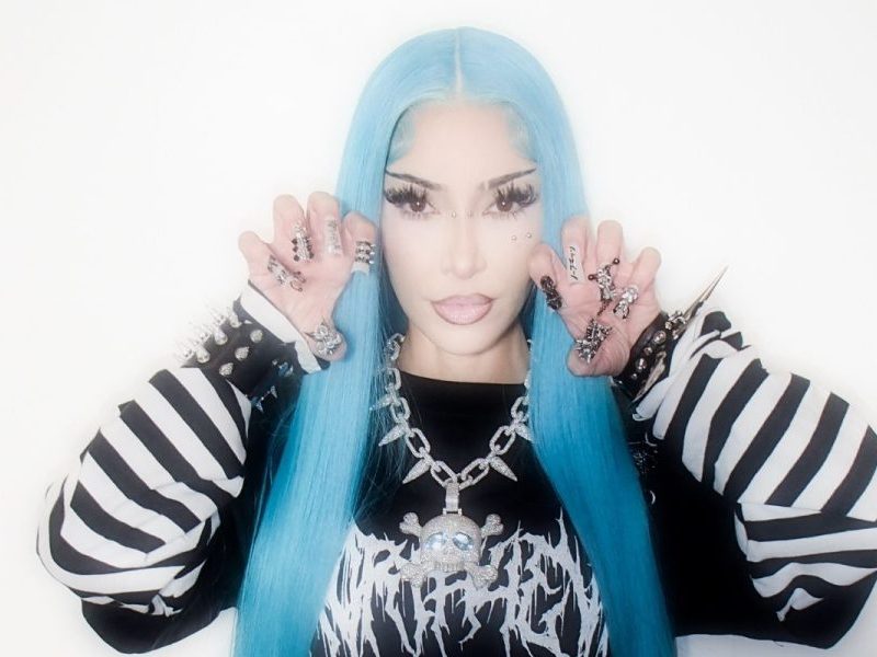 Kim Kardashian recria visual da filha North West em fantasia de Halloween