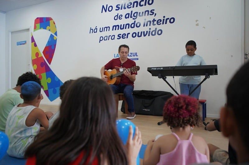 Semana da Criança inclusiva em Volta Redonda com o Laço Azul