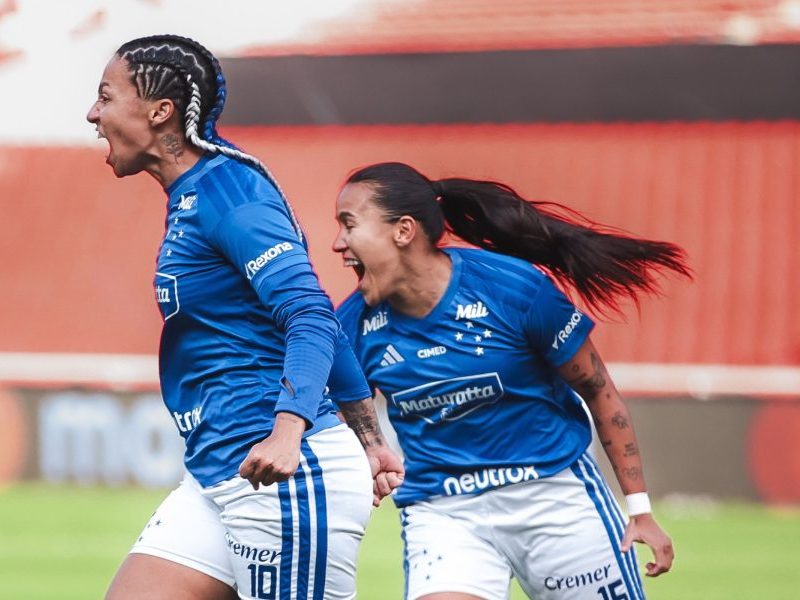 Cruzeiro goleia Bolívar e garante vaga nas quartas da Libertadores