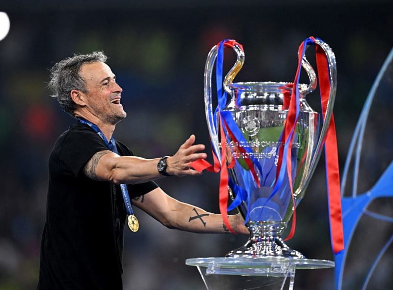 Luis Enrique se torna treinador com mais vitórias na história do PSG