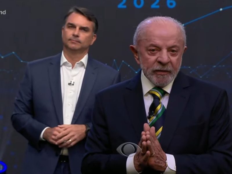 Lula critica Flávio Bolsonaro após debate presidencial na TV