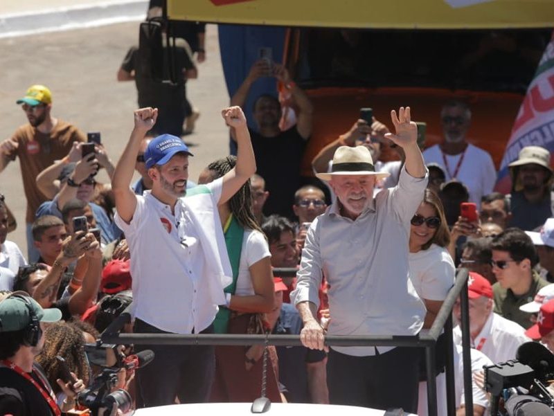 Lula recebeu 86 mil votos a mais que Leandro Grass no DF; veja números