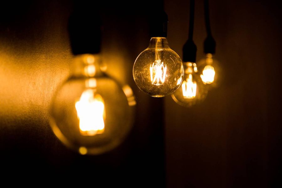 Mais de 32 mil imóveis de MG seguem sem energia 42h após forte temporal