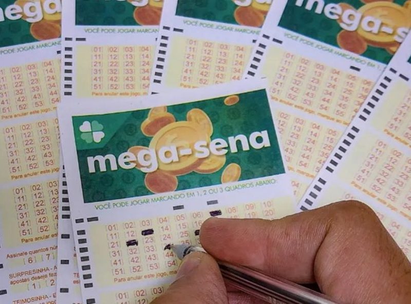 Mega-Sena 3075 sorteia R$ 300 milhões hoje (26/10). Veja resultado