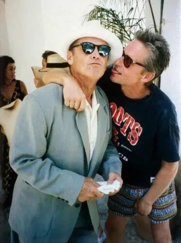 Michael Douglas faz rara atualização sobre Jack Nicholson e revela como ator vive longe dos holofotes: “Desapareceu” Michael Douglas faz rara atualização sobre Jack Nicholson e revela como ator vive longe dos holofotes (Foto: Getty/ Divulgação)