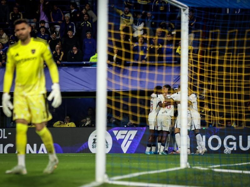 Na Bombonera, Vasco encerra invencibilidade de 17 jogos do Boca Juniors