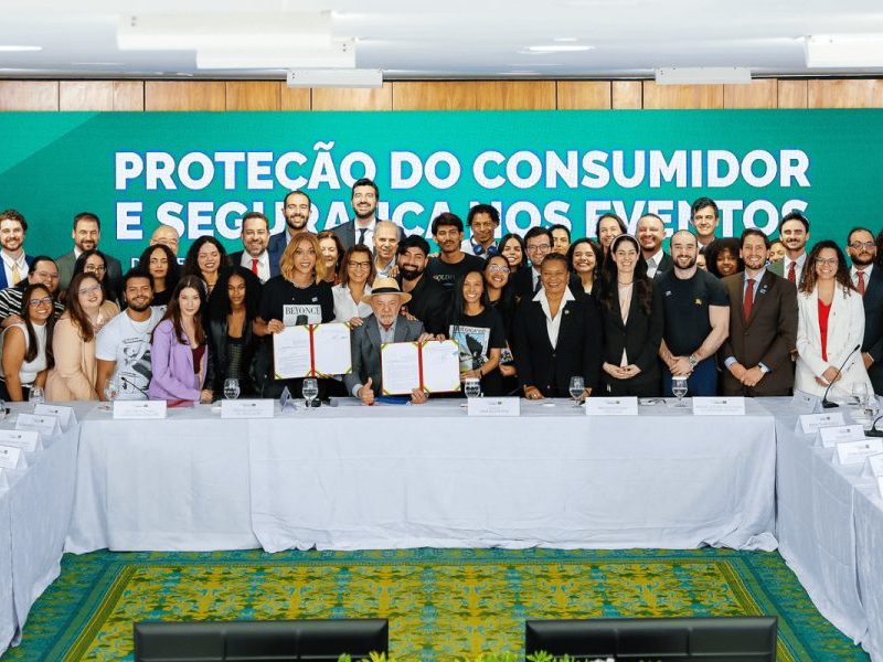 O que são fandoms? grupos convocam ato pró-Lula no MASP