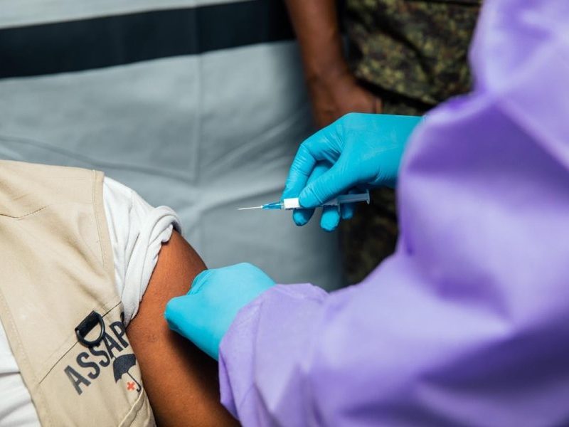 OMS inicia testes de vacina contra ebola no Congo