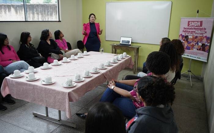 Outubro Rosa: palestra promove autocuidado para servidoras em VR