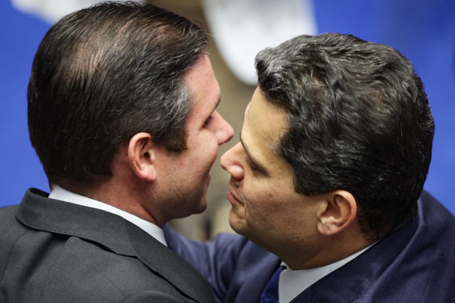 Hugo Motta pode impulsionar reeleição de Alcolumbre no Senado