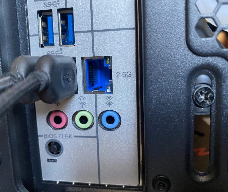 Para que serve a porta de 2.5G no roteador que você tem em casa?