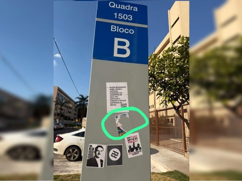 PCDF caça suspeitos de colar cartazes nazistas com Flávio Bolsonaro