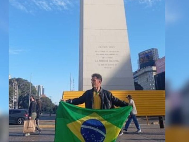 Réu do 8/1 foragido atuou como fiscal do PL na Argentina