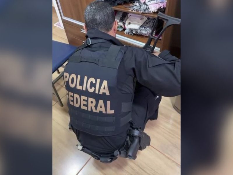 Operação da PF mira fraude em residência médica com artigos