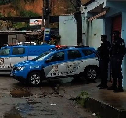 Polícia Militar mantém ocupação por tempo indeterminado no Vila Brasília