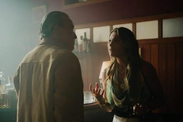 Quem Ama Cuida: Ulisses confronta Fábia após descobrir traição com o próprio irmão e humilha a ex (Foto: Globo/ Giovanna Figueiró)