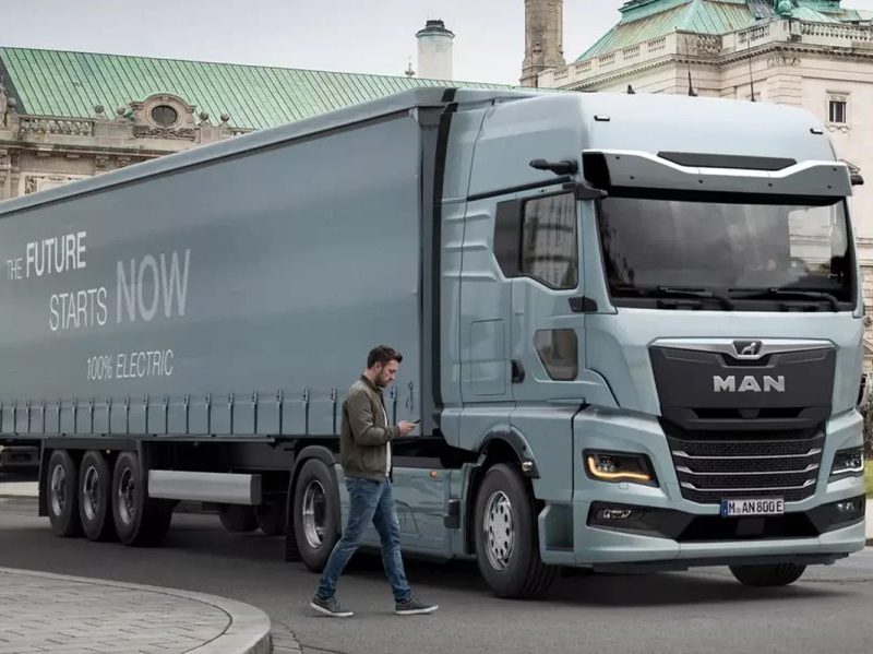 Como mudar a CNH para caminhão e ônibus: passo a passo