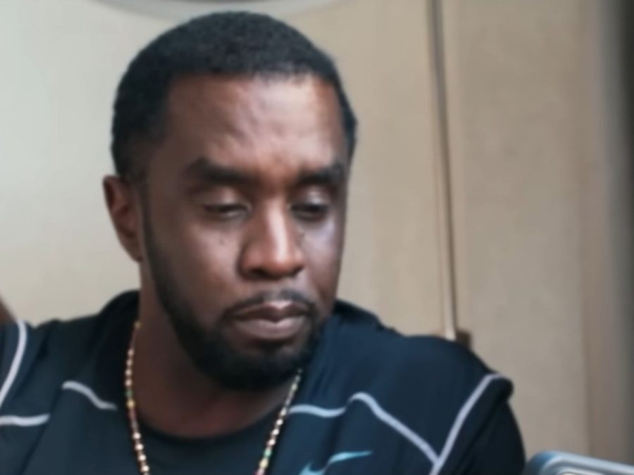 Rapper Sean Diddy Combs se machuca em briga na prisão