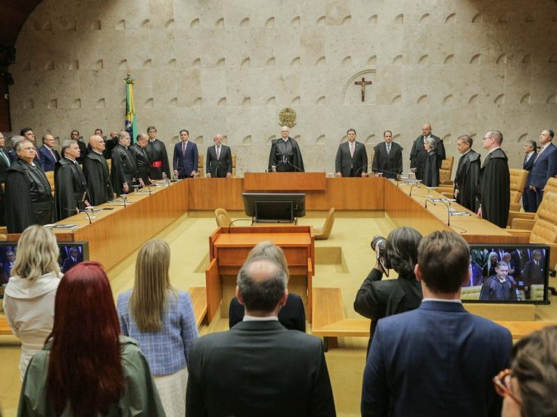 Reeleito, Lula poderá indicar 4 ministros ao STF e 6 ao STJ