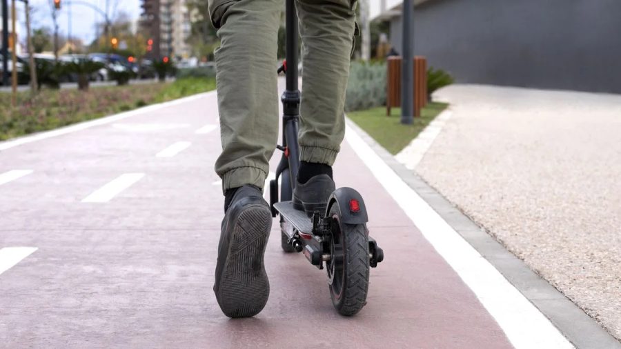Regras para bikes elétricas e patinetes em SP ficam mais rígidas e vão pesar no bolso