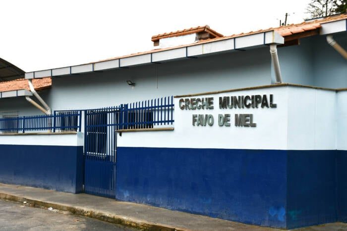 Resende entrega obras de ampliação e reforma de creche no Cabral