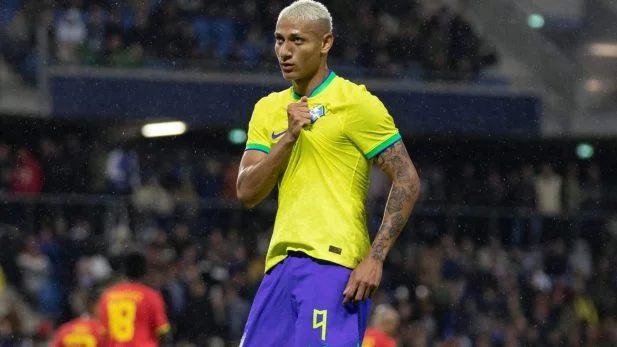 Richarlison recebe decisão favorável na Justiça em disputa envolvendo ilha em Angra dos Reis; entenda Richarlison recebe decisão favorável na Justiça em disputa envolvendo ilha em Angra dos Reis; entenda