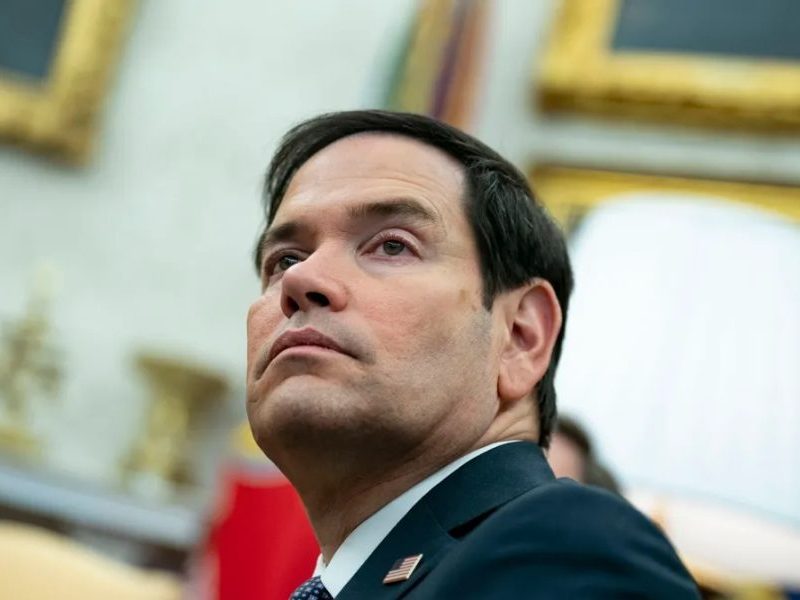 Marco Rubio diz que Irã perdeu controle do Estreito de Ormuz