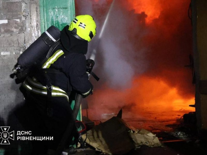 Rússia ataca maior siderúrgica da Ucrânia em ofensiva