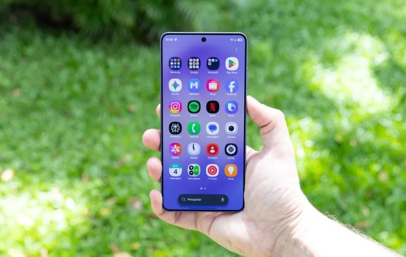 Samsung corrige bug da One UI 9 que trava celulares Galaxy