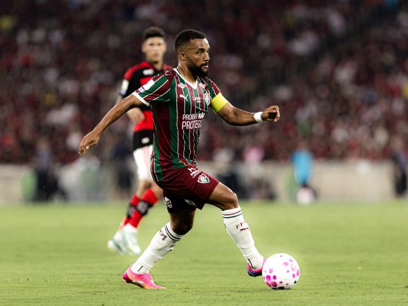 Samuel Xavier contesta arbitragem após clássico Fla-Flu