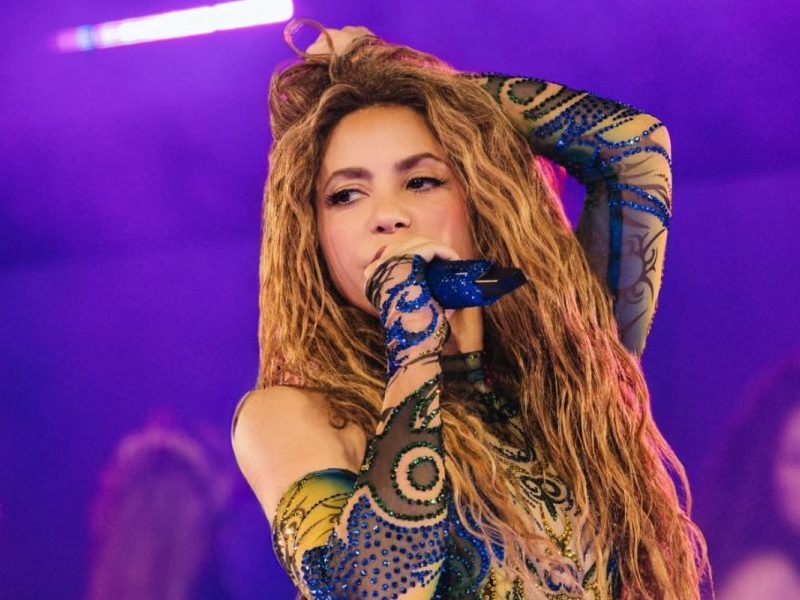 Shakira retorna ao Brasil com show no Réveillon e datas no Nordeste