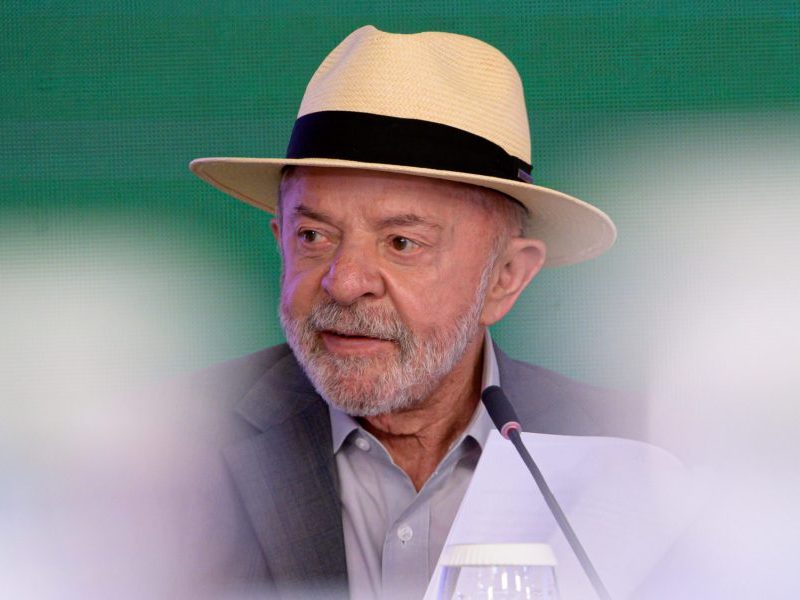 Montagem de Lula 4: sucessão e governabilidade em foco