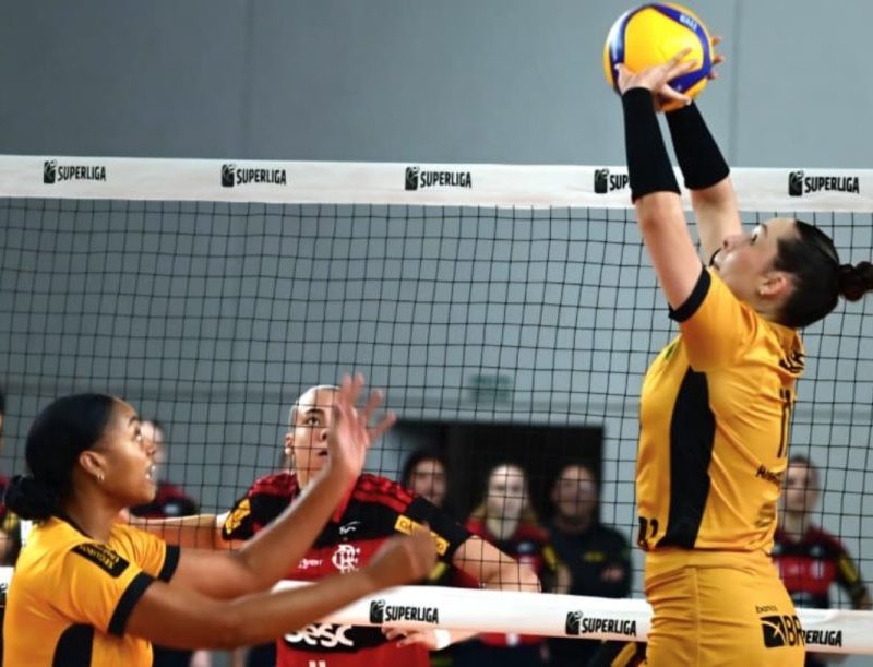 Superliga de Vôlei: Flamengo domina e vence o Brasília por 3 sets 0