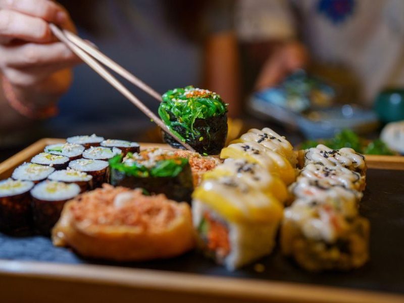 Sushi vegano: como fazer boas escolhas e não detonar a dieta