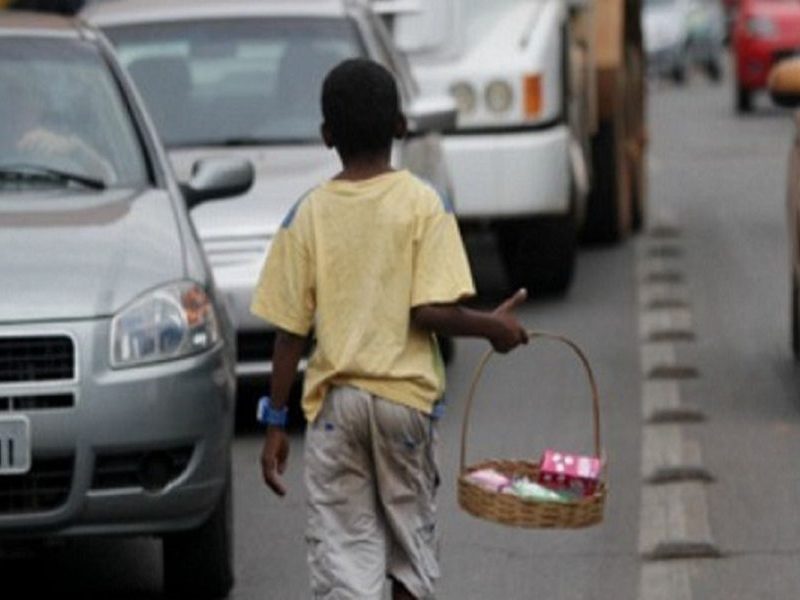 Trabalho infantil no Brasil cai 9,2% em 2025 e atinge 1,5 milhão