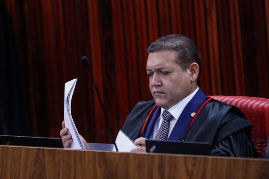 TSE: Kassio se reúne com equipes de Flávio e Lula após batalha de decisões