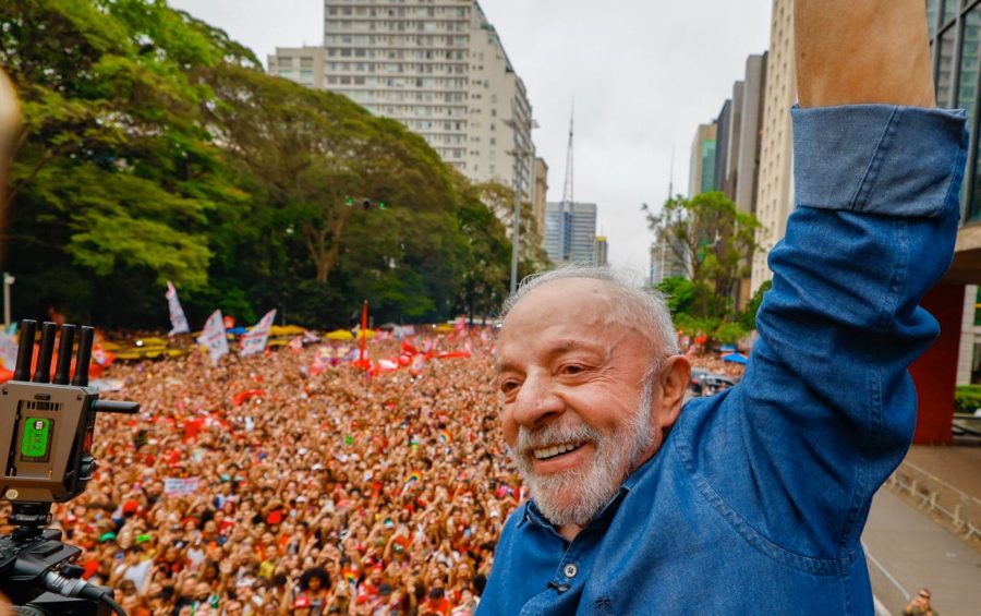 TSE manda Flávio e aliados apagarem vídeo falso sobre ato de Lula em SP
