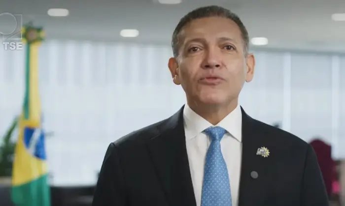 TSE rebate denúncia de expulsão de fiscais do PL na apuração
