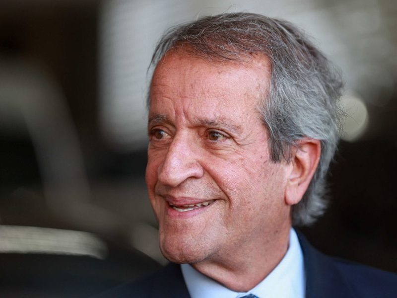 Valdemar Costa Neto nega que Bolsonaro sabia de fuga de Flávio