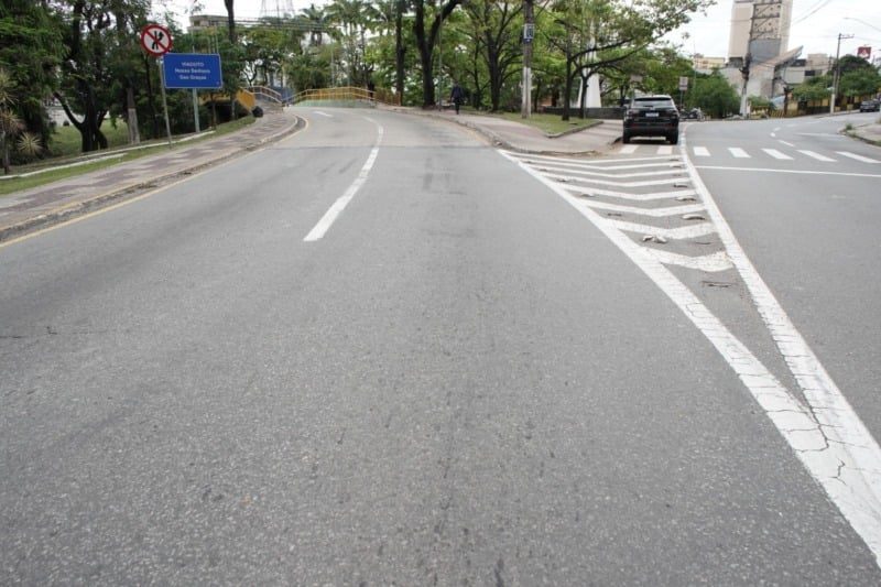 VR realiza manutenção no asfalto no Centro e no Aterrado nesta quarta