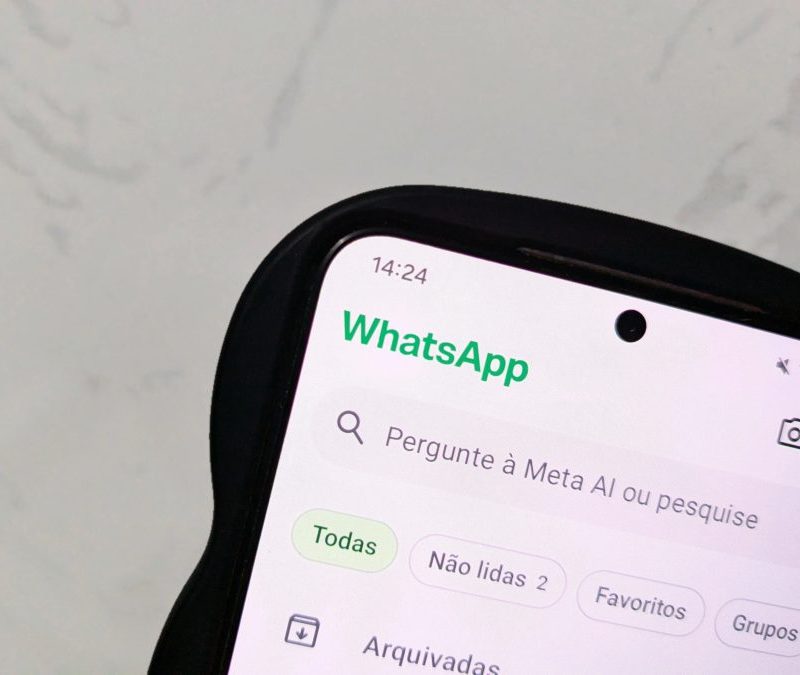 WhatsApp prepara central de cartões e compras no app